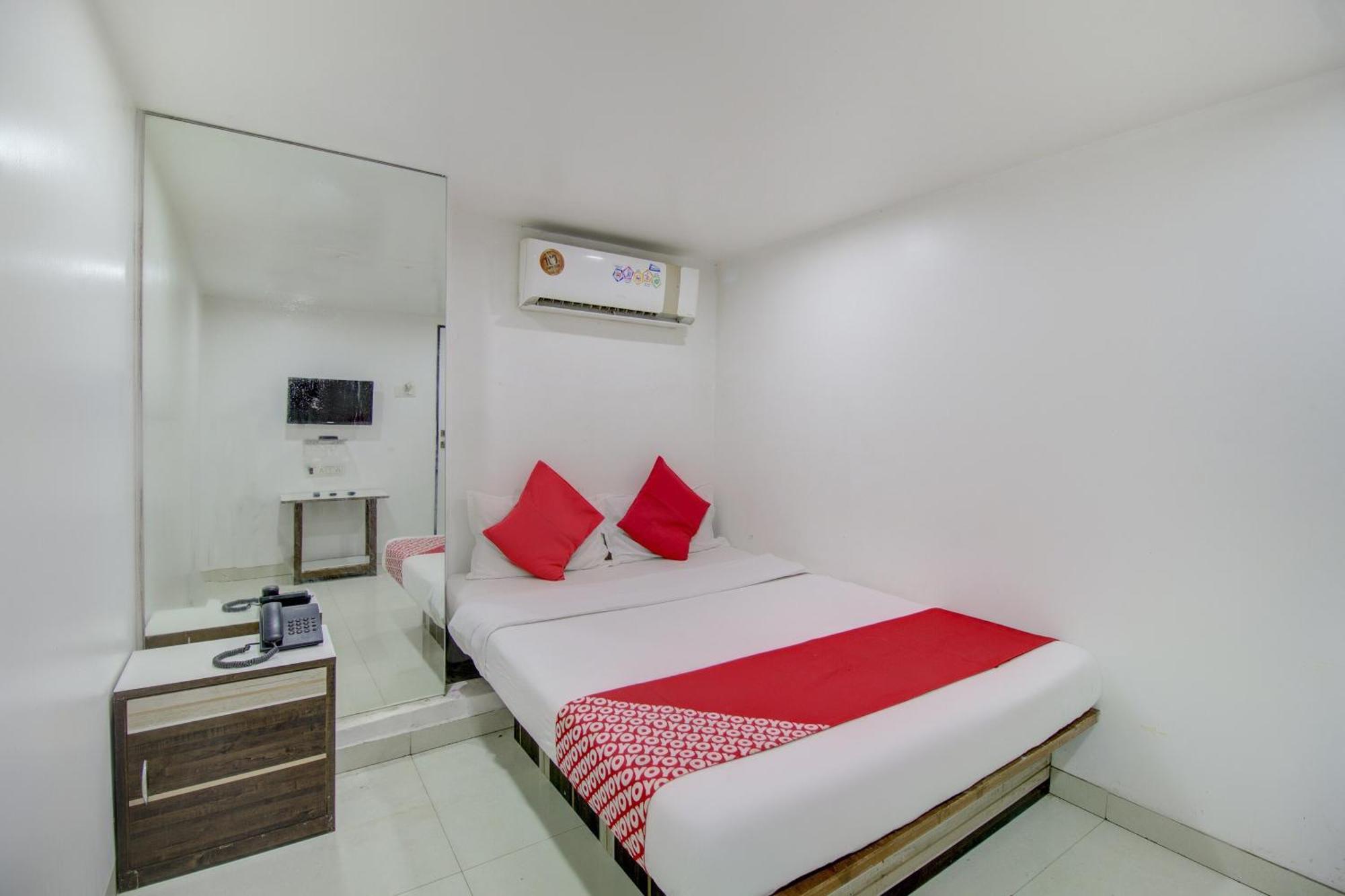 Hotel O Blue Light Near Gateway Of India Bombaj Exteriér fotografie